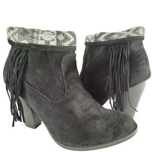 Women Ankle Booties fringe Detail boots knitted Stylish Lining Design Black